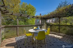 1204 17th Ave E, Seattle, WA 98112 - Photo 15