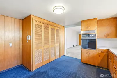 334 Wells Avenue N, Renton, WA 98056 - Photo 11