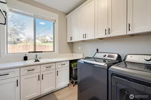 123 W 13th Wy, La Center, WA 98629 - Photo 15