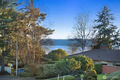 10850 Marine View Drive SW, Seattle, WA 98146 - Photo 3