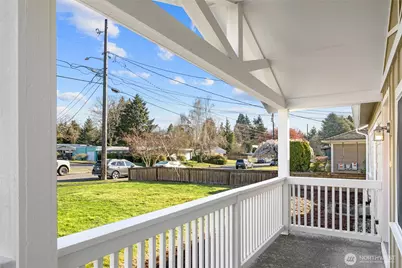 6826 N 11th Street, Tacoma, WA 98406 - Photo 3
