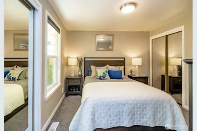 1627 S Verde Street, Tacoma, WA 98405 - Photo 17