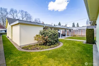 1627 S Verde Street, Tacoma, WA 98405 - Photo 37