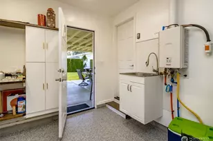 1627 S Verde St, Tacoma, WA 98405 - Photo 29