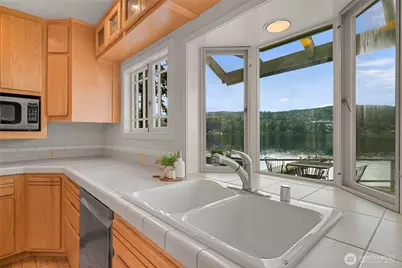 2138 Dellesta Drive, Bellingham, WA 98226 - Photo 17