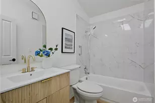 527 N 200th St, Shoreline, WA 98133 - Photo 21