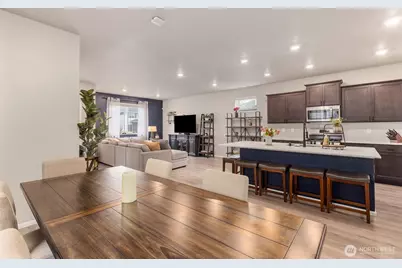 19014 131st Street Ct E, Bonney Lake, WA 98391 - Photo 9