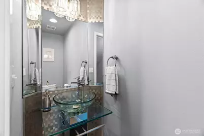 2365 Yakima Ct, Tacoma, WA 98405 - Photo 11