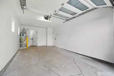 11242 Evanston Avenue N #B, Seattle, WA 98133 - Photo 23