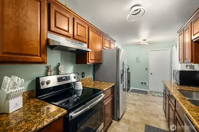31845 18th Avenue SW #34D, Federal Way, WA 98023 - Photo 11