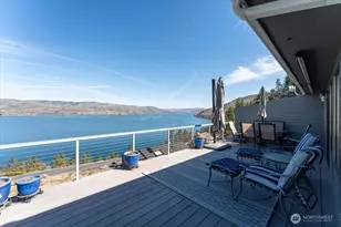 4056 Lakeveiw Pl, Chelan, WA 98816 - Photo 1