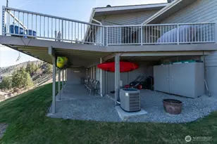 4056 Lakeveiw Pl, Chelan, WA 98816 - Photo 25