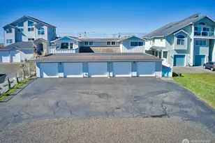 1031 S Sand Dune Ave SW, Ocean Shores, WA 98569 - Photo 3