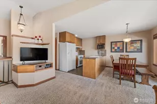 4056 Lakeveiw Pl, Chelan, WA 98816 - Photo 11