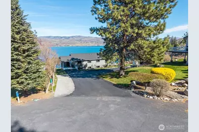 4056 Lakeveiw Place #2-B, Chelan, WA 98816 - Photo 3