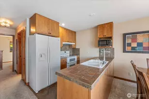 4056 Lakeveiw Pl, Chelan, WA 98816 - Photo 13