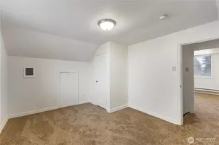 10114 Canyon Rd E, Puyallup, WA 98373 - Photo 19