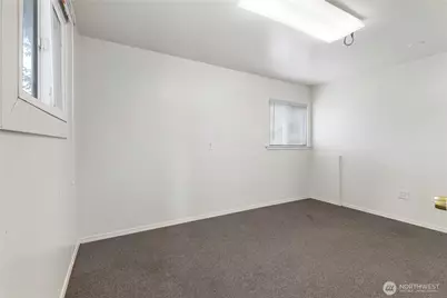 10114 Canyon Road E, Puyallup, WA 98373 - Photo 25