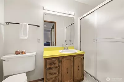 20319 92nd Avenue W, Edmonds, WA 98020 - Photo 17