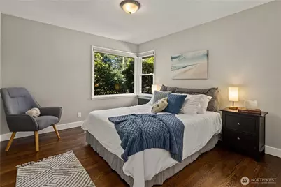 541 NE 130th Street, Seattle, WA 98125 - Photo 15