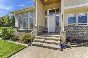 2011 Maiden Ln, Wenatchee, WA 98801 - Photo 3