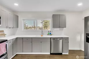 212 7th St, Gold Bar, WA 98251 - Photo 11