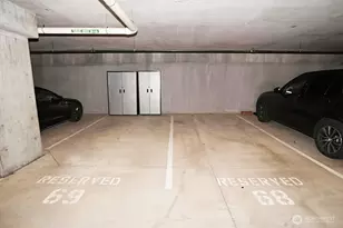 11004 NE 11th St, Bellevue, WA 98004 - Photo 15