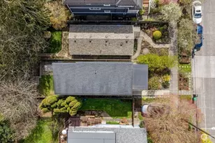 7316 Alonzo Ave NW, Seattle, WA 98117 - Photo 37