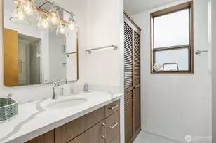 2180 Cove Dr, Oak Harbor, WA 98277 - Photo 25