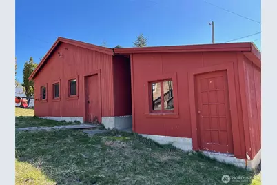 204 W Alaska Avenue, Roslyn, WA 98941 - Photo 13