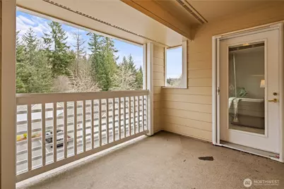 4133 224th Place SE #302, Issaquah, WA 98029 - Photo 7