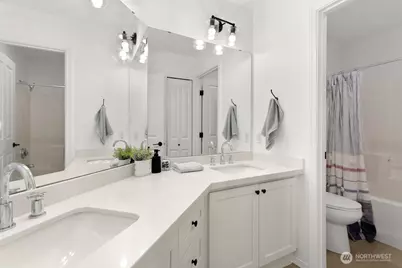 24023 SE 10th Street, Sammamish, WA 98075 - Photo 33