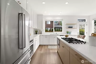 24023 SE 10th Street, Sammamish, WA 98075 - Photo 11