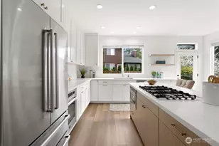 24023 SE 10th St, Sammamish, WA 98075 - Photo 11