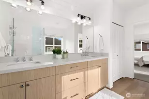 24023 SE 10th St, Sammamish, WA 98075 - Photo 25