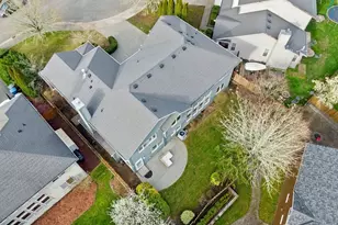 24023 SE 10th St, Sammamish, WA 98075 - Photo 39