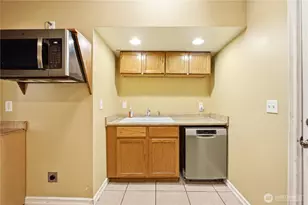 1409 N 135th Pl, Seattle, WA 98133 - Photo 31