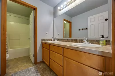 18623 87th Avenue Ct E, Puyallup, WA 98375 - Photo 35