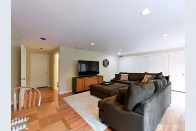 25216 238th Avenue SE, Maple Valley, WA 98038 - Photo 23