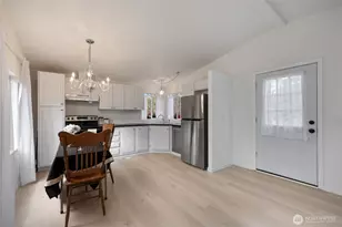 14512 246th St E, Graham, WA 98338 - Photo 11