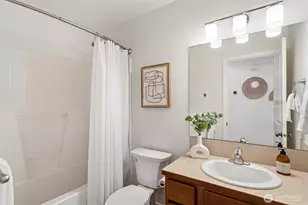 347 N 103rd St, Seattle, WA 98133 - Photo 17