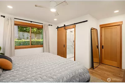 14625 SE 14th Street, Bellevue, WA 98007 - Photo 19