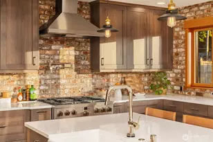 14625 SE 14th St, Bellevue, WA 98007 - Photo 11