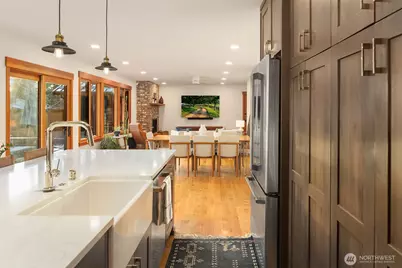 14625 SE 14th Street, Bellevue, WA 98007 - Photo 13