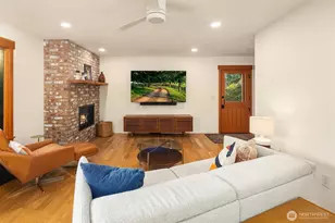 14625 SE 14th St, Bellevue, WA 98007 - Photo 7