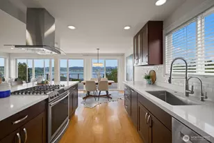 9818 63rd Ave S, Seattle, WA 98118 - Photo 13