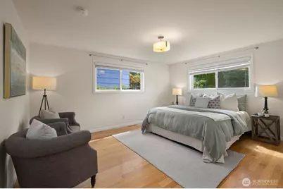 9818 63rd Avenue S, Seattle, WA 98118 - Photo 17