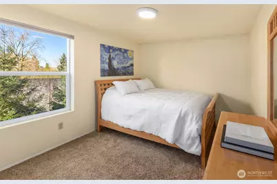 9630 NE 35th Place, Clyde Hill, WA 98004 - Photo 15