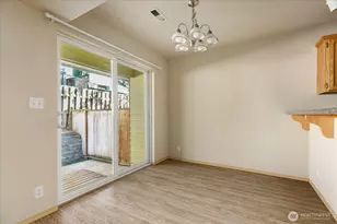 210 SE Melrose Dr, Oak Harbor, WA 98277 - Photo 7