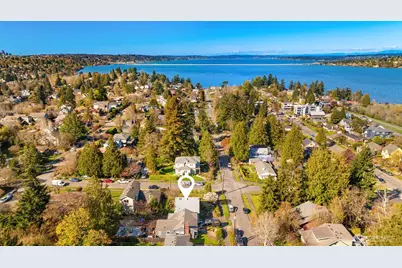 4605 49th Avenue S, Seattle, WA 98118 - Photo 3